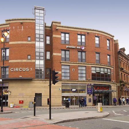 Premier Inn Manchester City Centre ภายนอก รูปภาพ