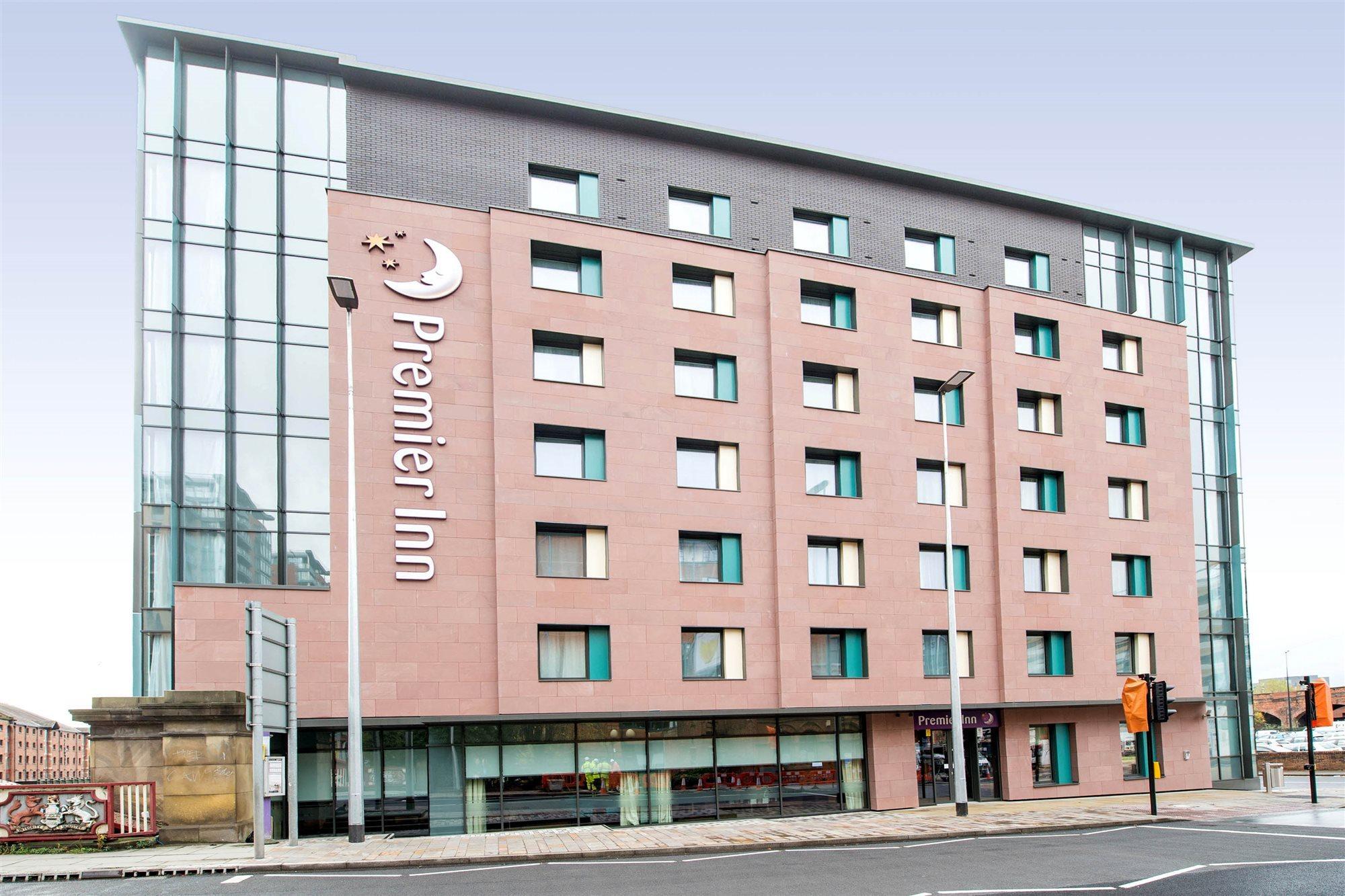 Premier Inn Manchester City Centre ภายนอก รูปภาพ