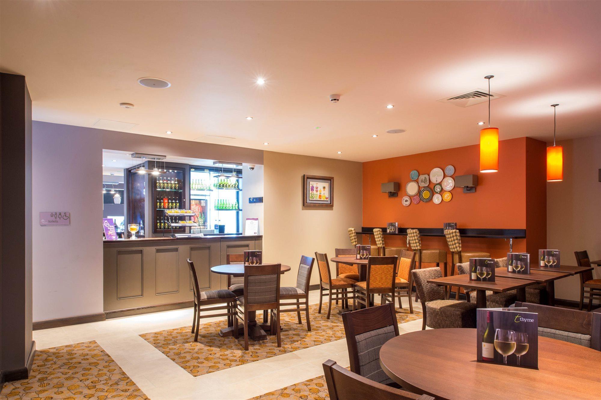 Premier Inn Manchester City Centre ภายนอก รูปภาพ