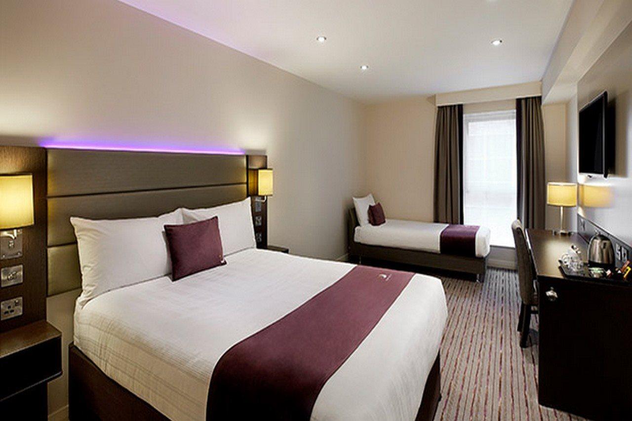 Premier Inn Manchester City Centre ภายนอก รูปภาพ