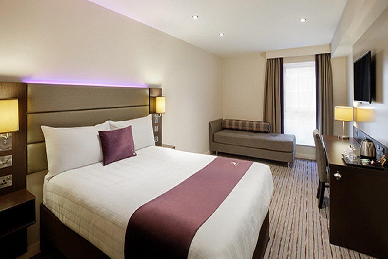 Premier Inn Manchester City Centre ภายนอก รูปภาพ