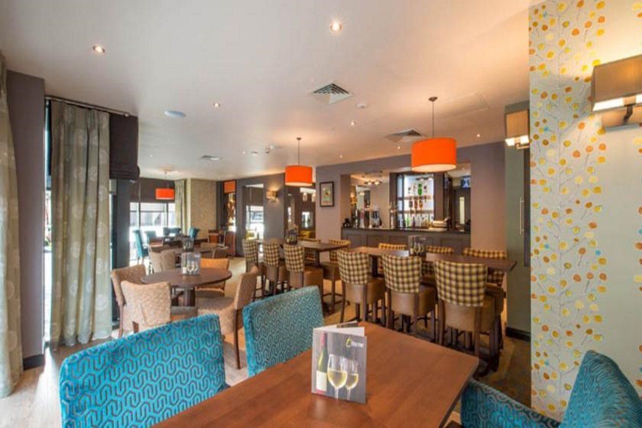 Premier Inn Manchester City Centre ภายนอก รูปภาพ