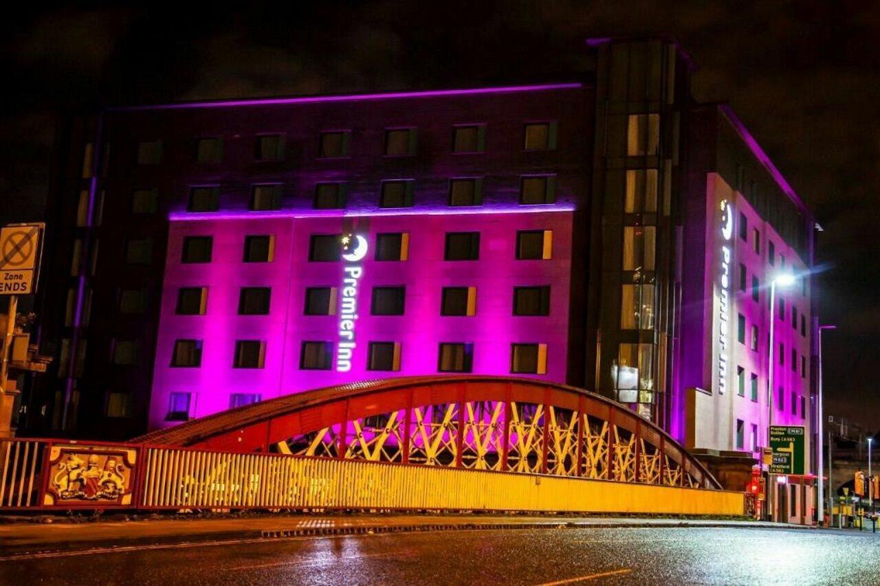 Premier Inn Manchester City Centre ภายนอก รูปภาพ